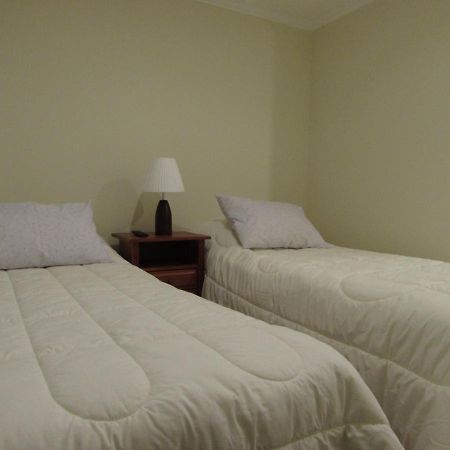 Hostal Buena Estancia Punta Arenas Bagian luar foto