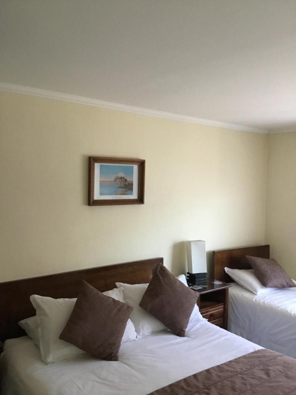 Hostal Buena Estancia Punta Arenas Bagian luar foto