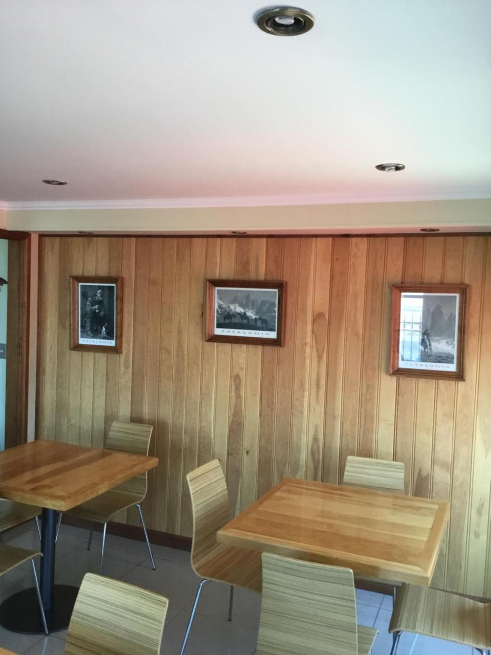 Hostal Buena Estancia Punta Arenas Bagian luar foto