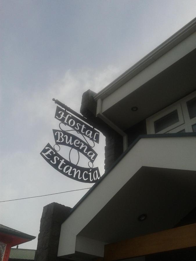 Hostal Buena Estancia Punta Arenas Bagian luar foto