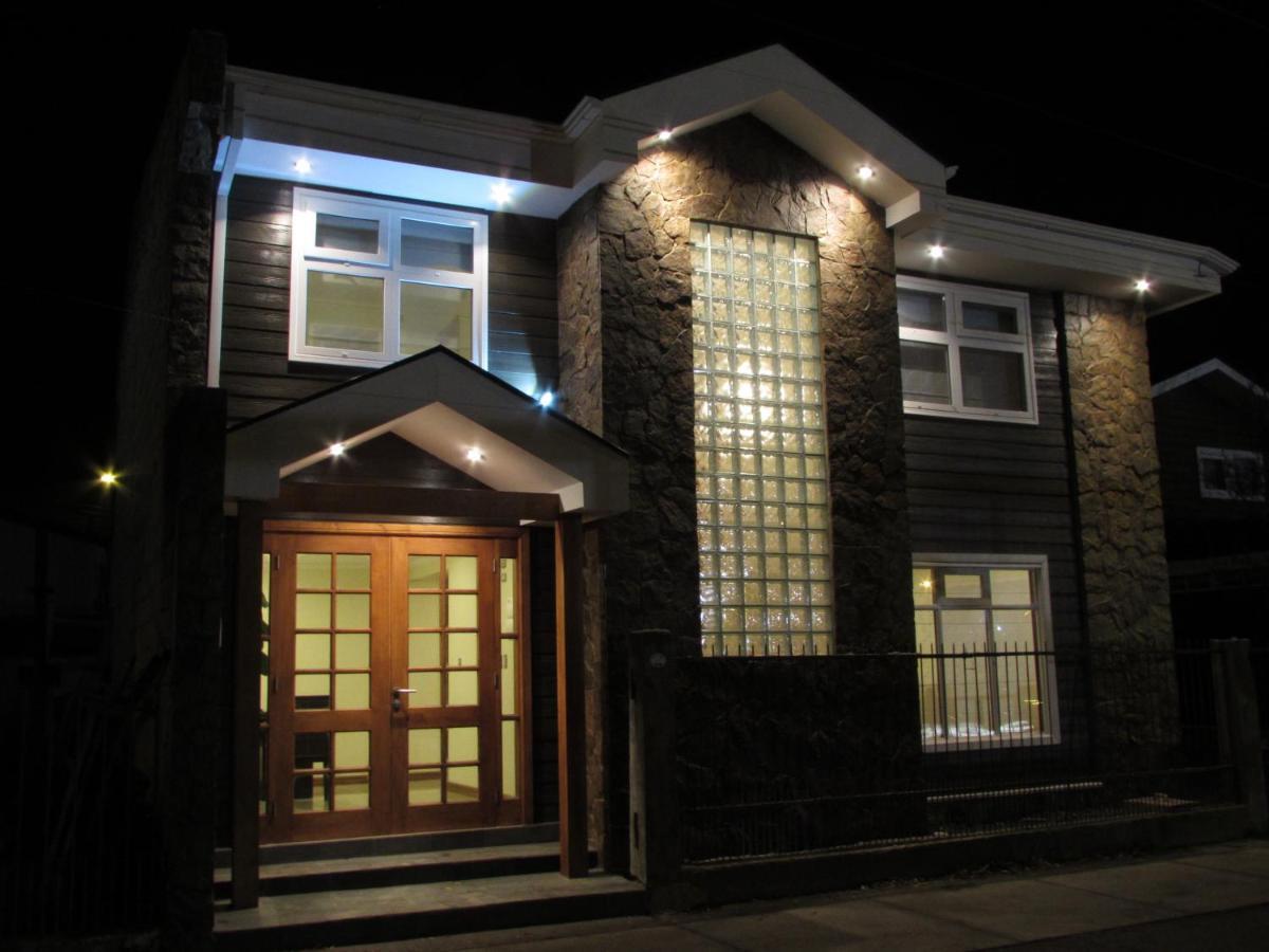Hostal Buena Estancia Punta Arenas Bagian luar foto